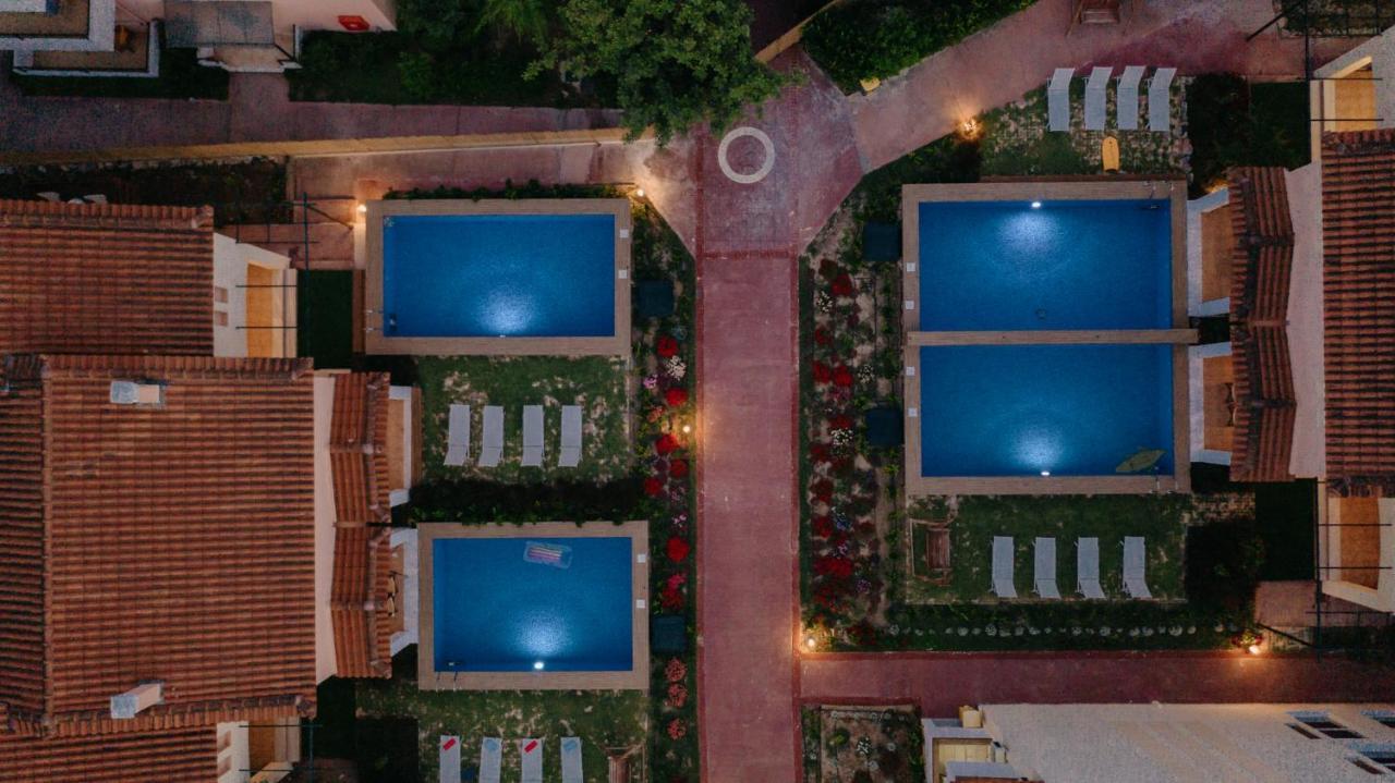 Corinthian Village 沃拉哈蒂 外观 照片